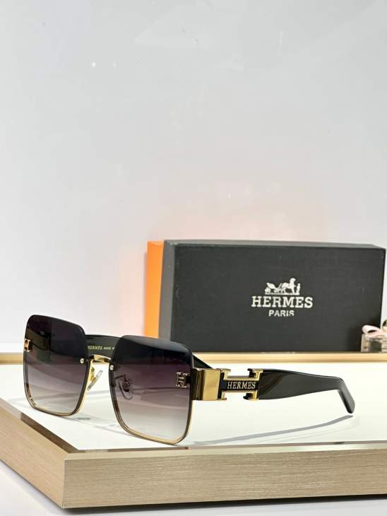 Picture of Hermes Sunglasses _SKUfw69706426fw